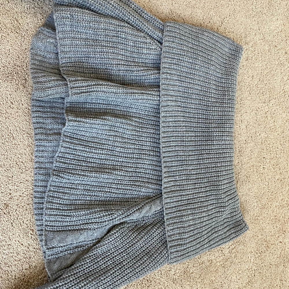 A Gray Forever 21 Turtle Neck